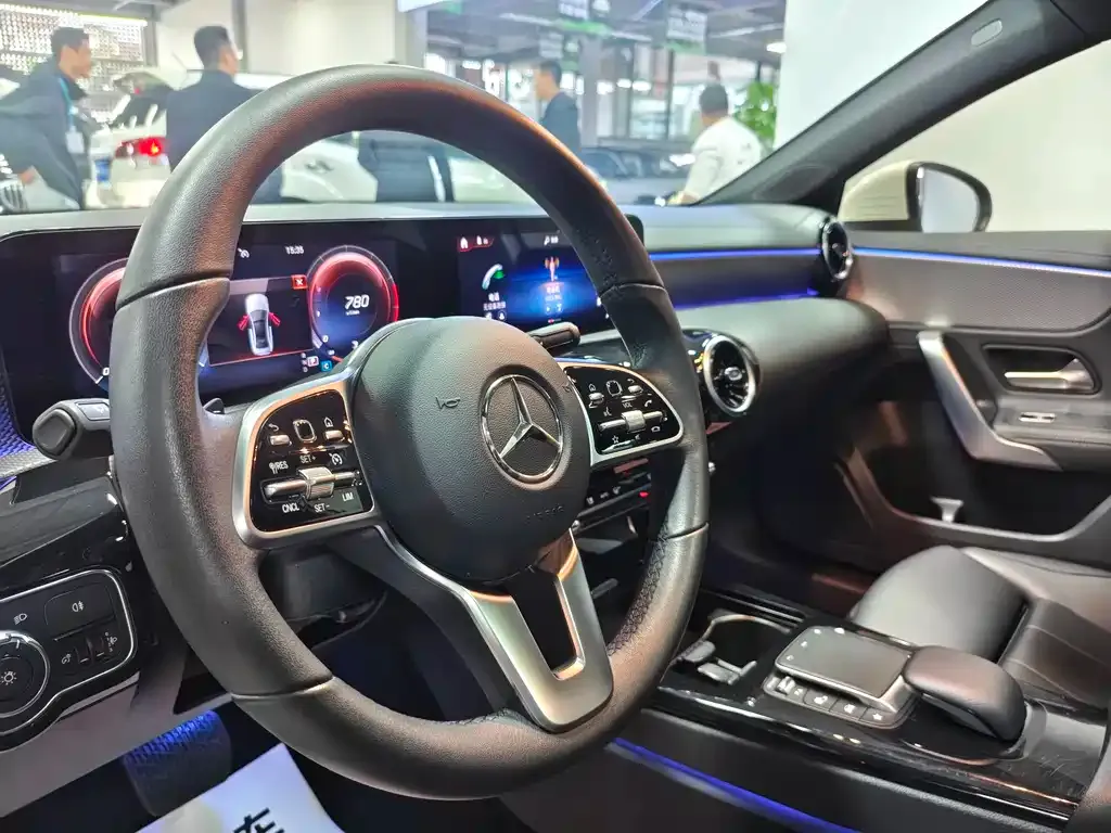 Mercedes-Benz A-Class 2021 из CN, фото 8