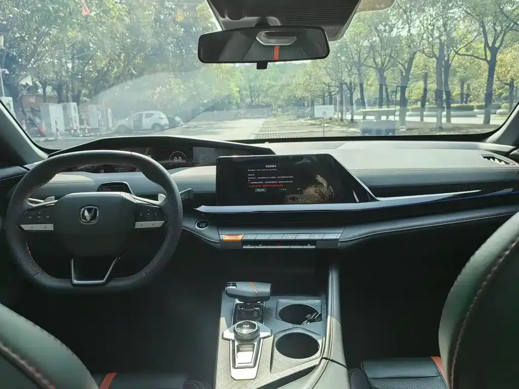 Changan UNI-V 2024 из CN, фото 9
