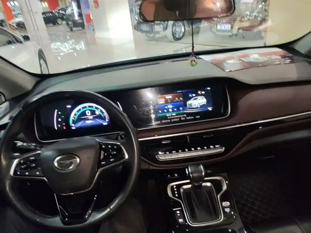 GAC Motor Trumpchi M6 — фото 10