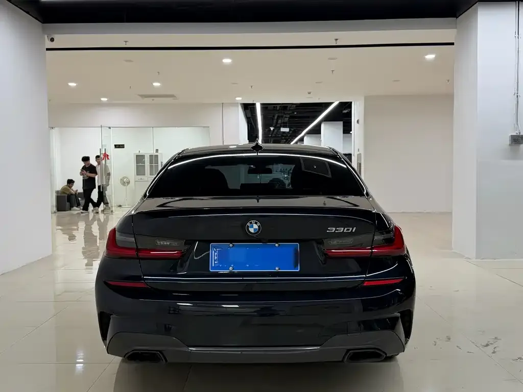 BMW 3 Series 2021 из CN, фото 6