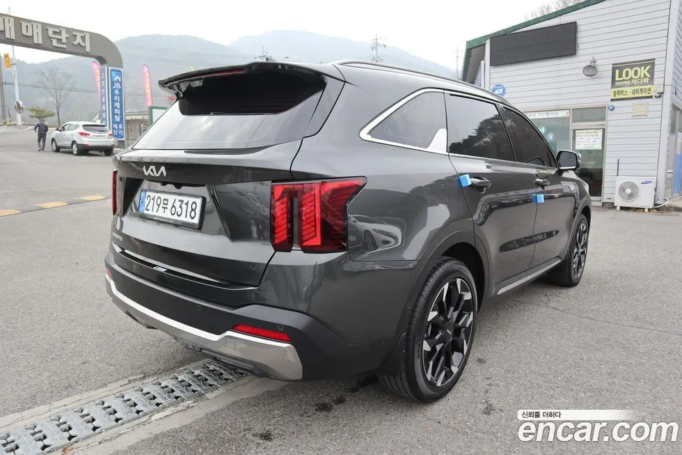 Kia Sorento — фото 4