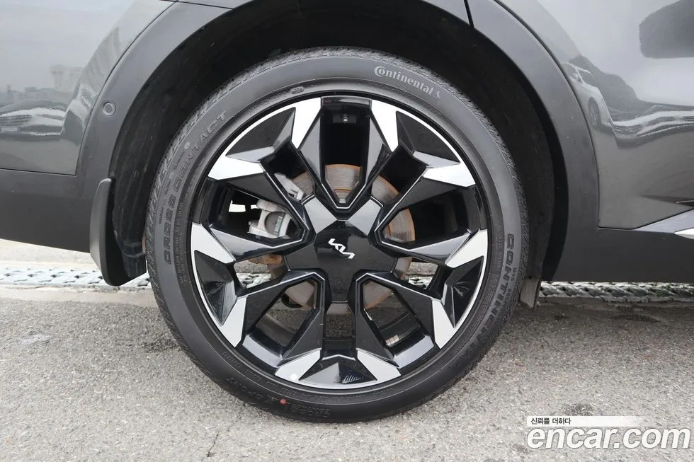 Kia Sorento — фото 6