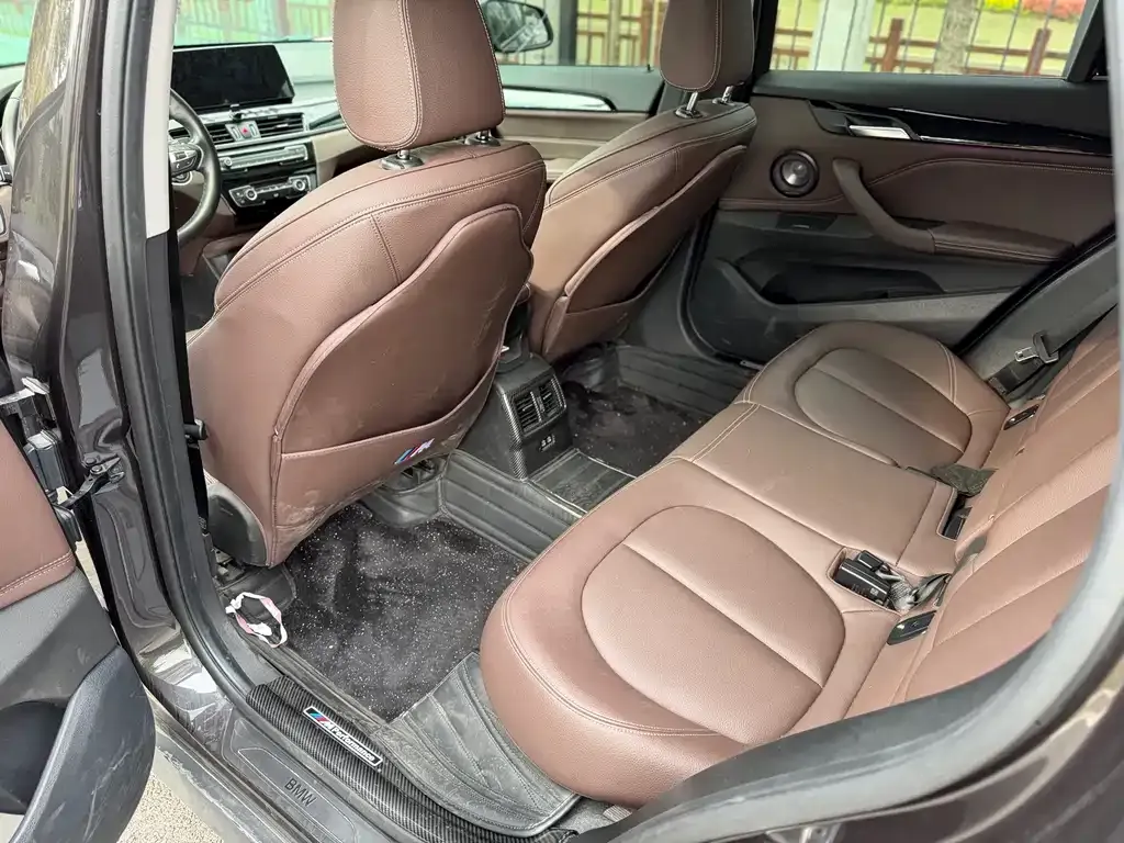 BMW X1 2022 из CN, фото 3
