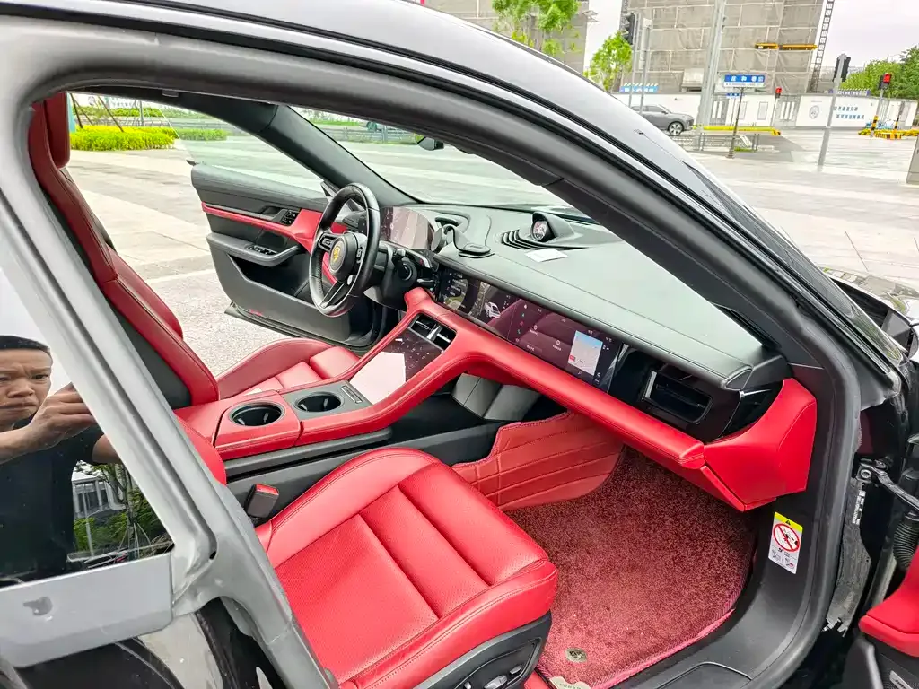 Porsche Taycan 2021 из CN, фото 2