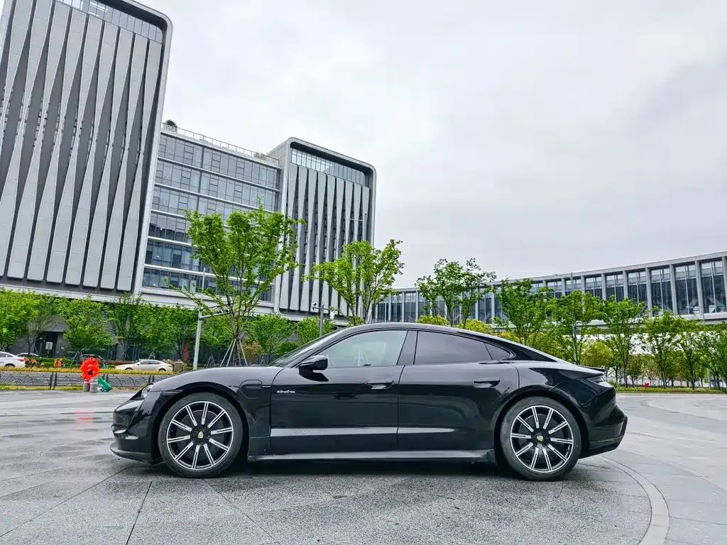 Porsche Taycan 2021 из CN, фото 4