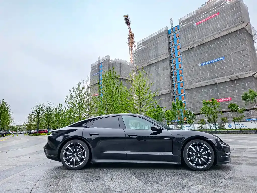 Porsche Taycan 2021 из CN, фото 10