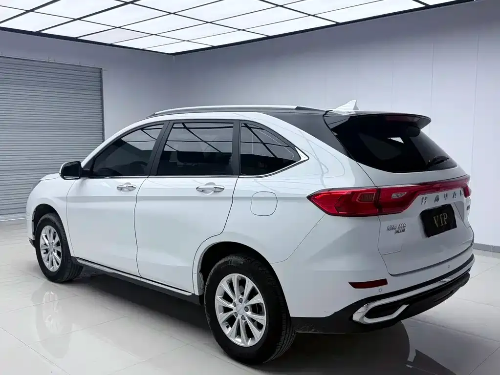 Haval M6 — фото 9