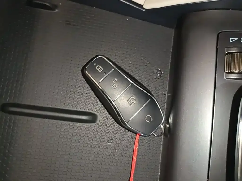 BYD Qin L 2025 из CN, фото 5