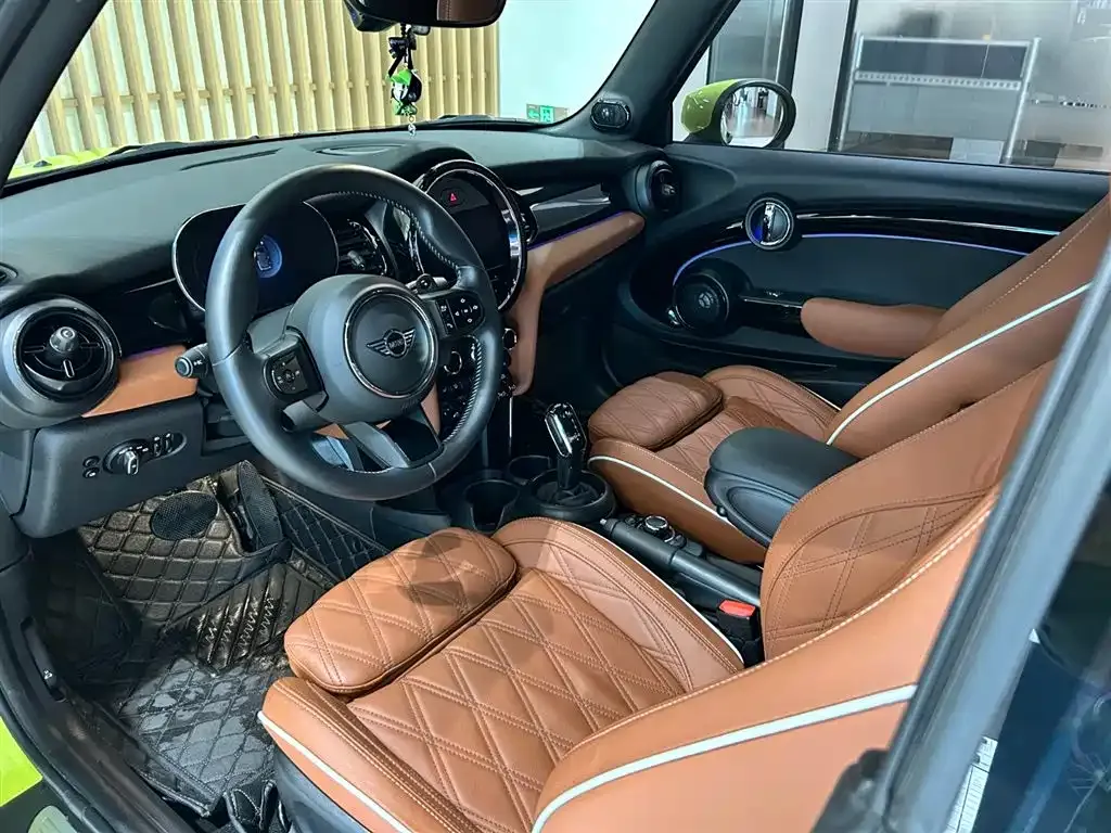 MINI Cooper (3-door) 2023 из CN, фото 8