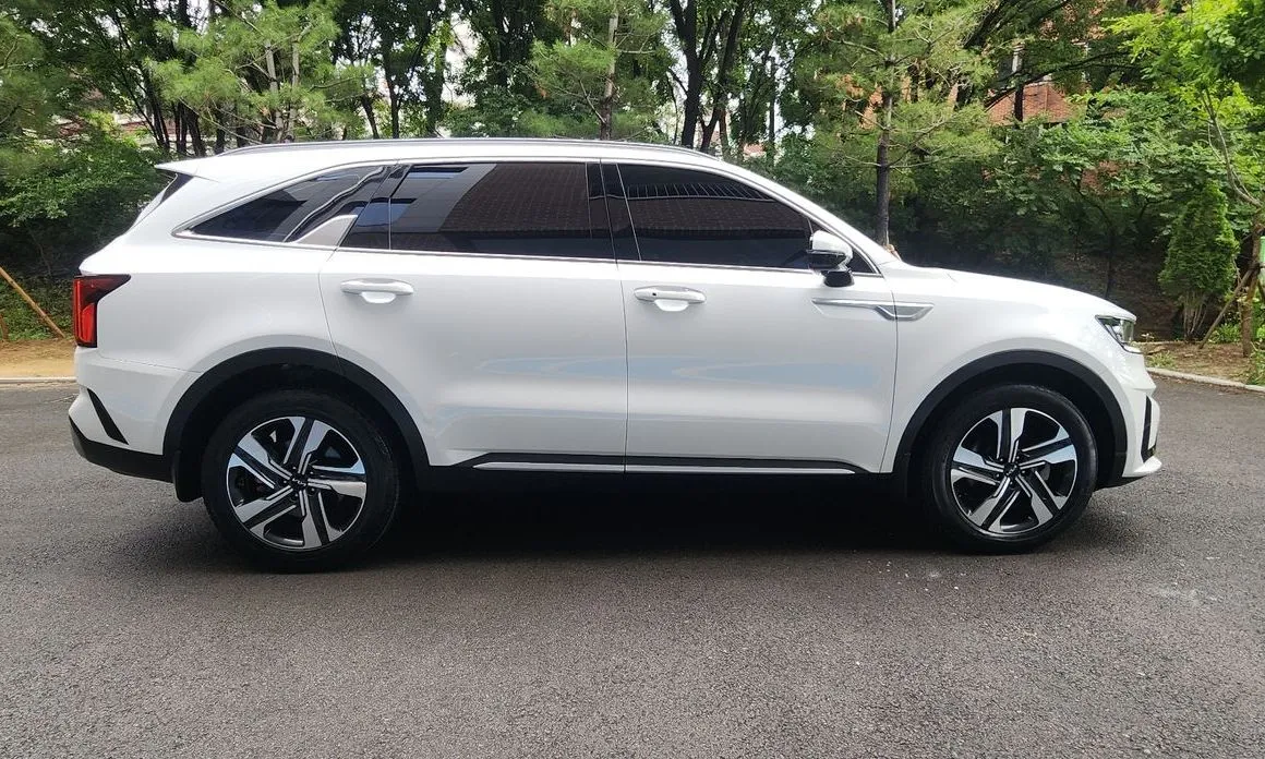 Kia Sorento — фото 4