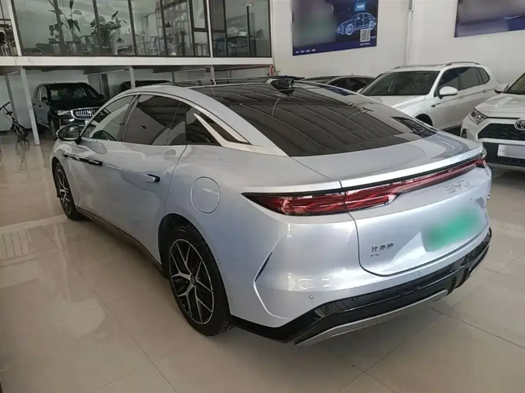BYD Han L 2025 из CN, фото 3