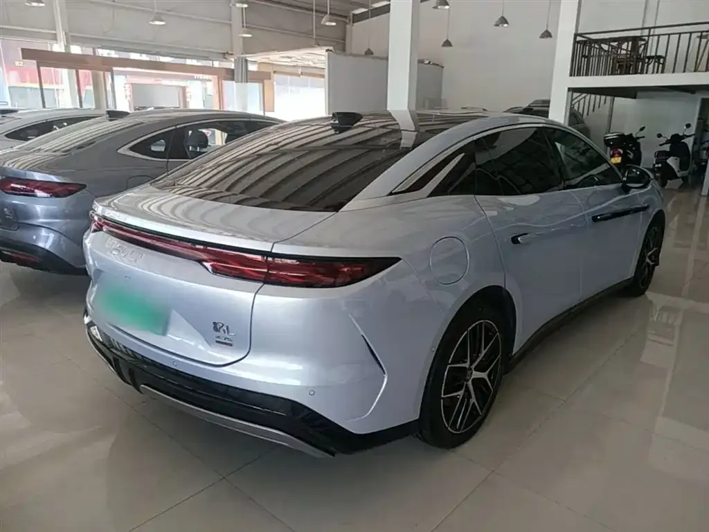 BYD Han L 2025 из CN, фото 7
