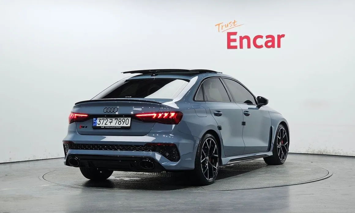 Audi RS3 2023 из KR, фото 2