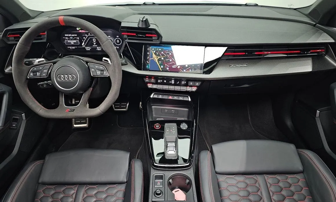 Audi RS3 2023 из KR, фото 9