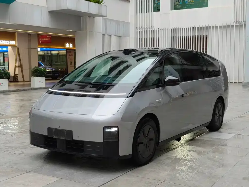 Li Auto MEGA