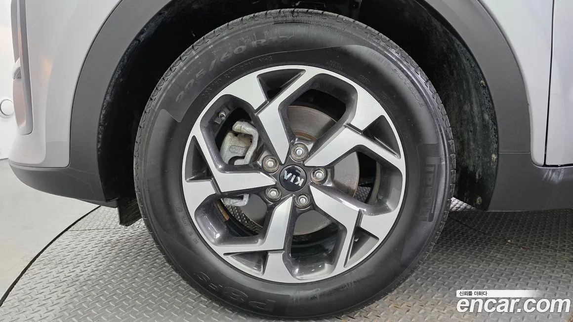 Kia Sportage — фото 9