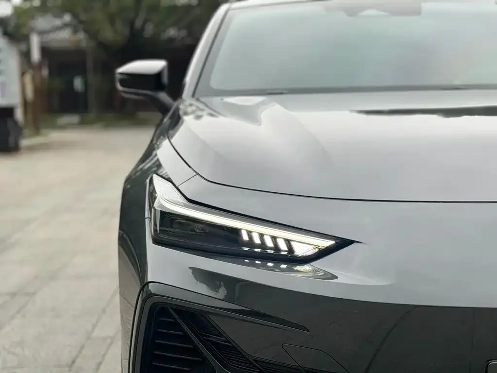 Changan UNI-V 2025 из CN, фото 3