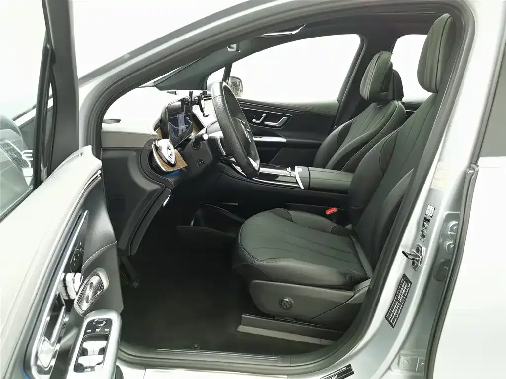 Mercedes-Benz EQE SUV 2023 из CN, фото 10
