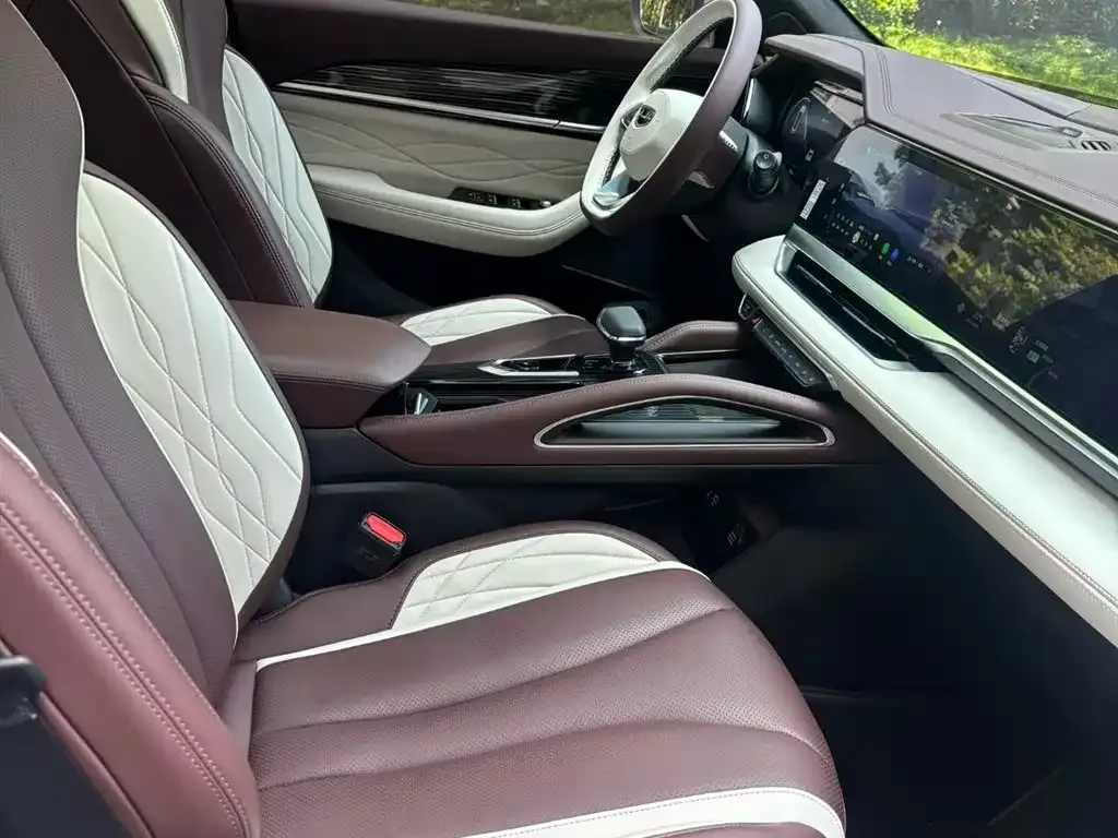 Geely Xingyue L 2022 из CN, фото 2