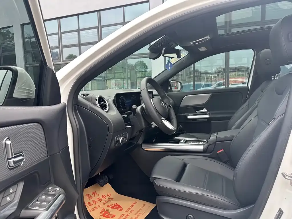 Mercedes-Benz GLA 2024 из CN, фото 4