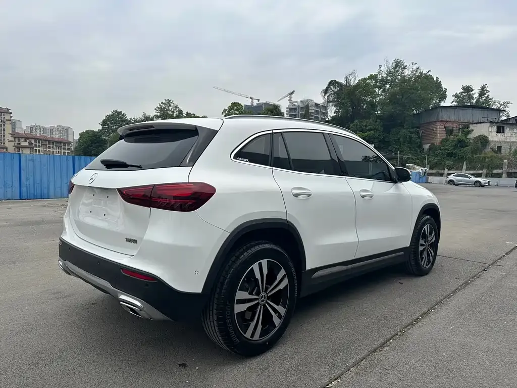 Mercedes-Benz GLA 2024 из CN, фото 2