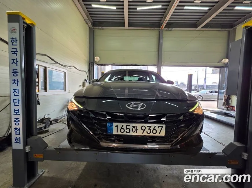 Hyundai AVANTE — фото 1