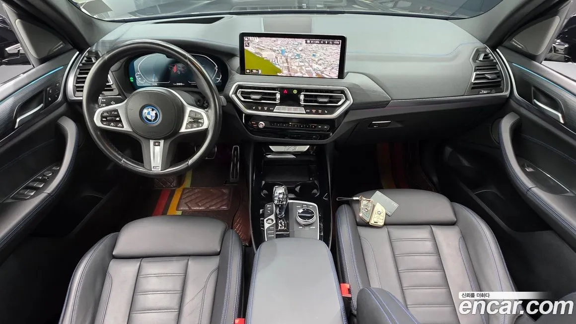 BMW iX3 — фото 10