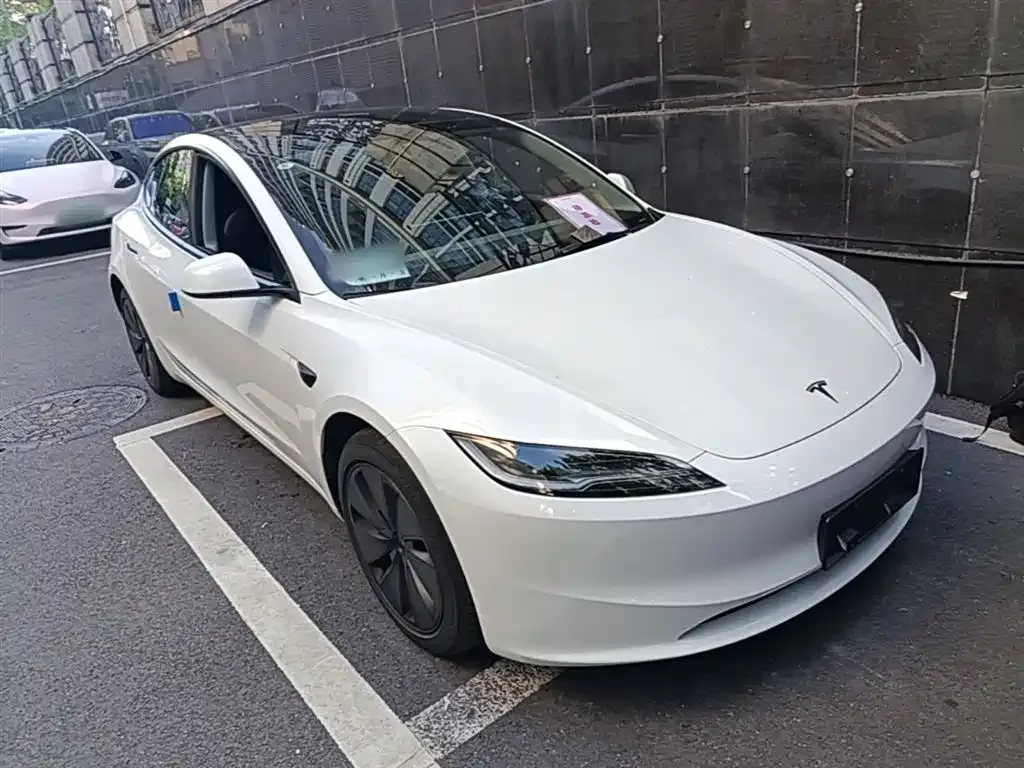 Tesla Model 3 2026 из CN, фото 7