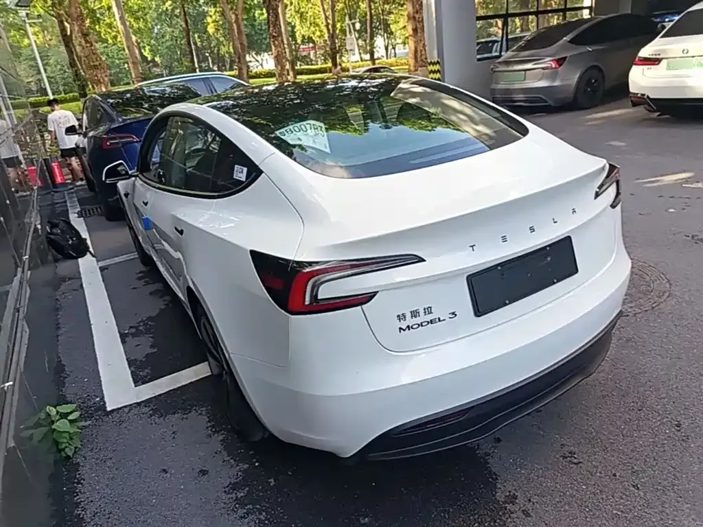 Tesla Model 3 2026 из CN, фото 10