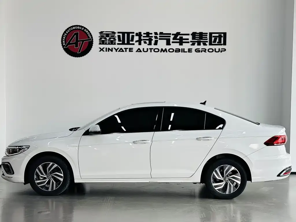 Volkswagen Bora 2023 из CN, фото 5