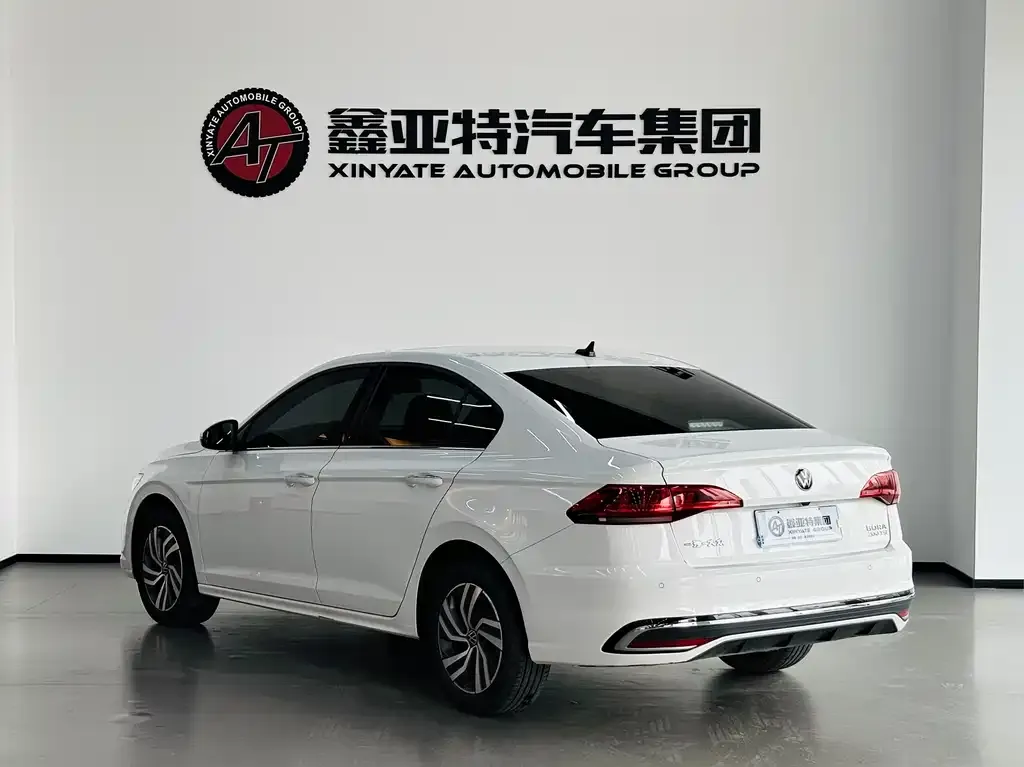 Volkswagen Bora 2023 из CN, фото 6