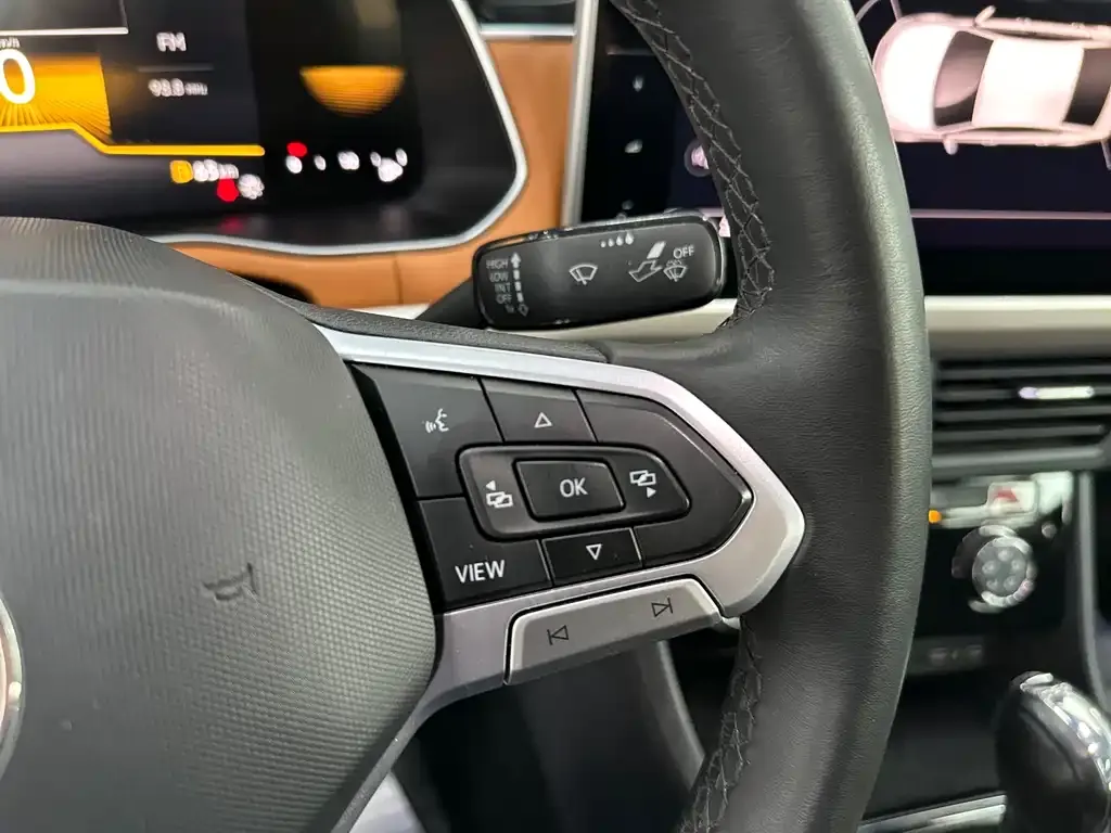 Volkswagen Bora 2023 из CN, фото 10