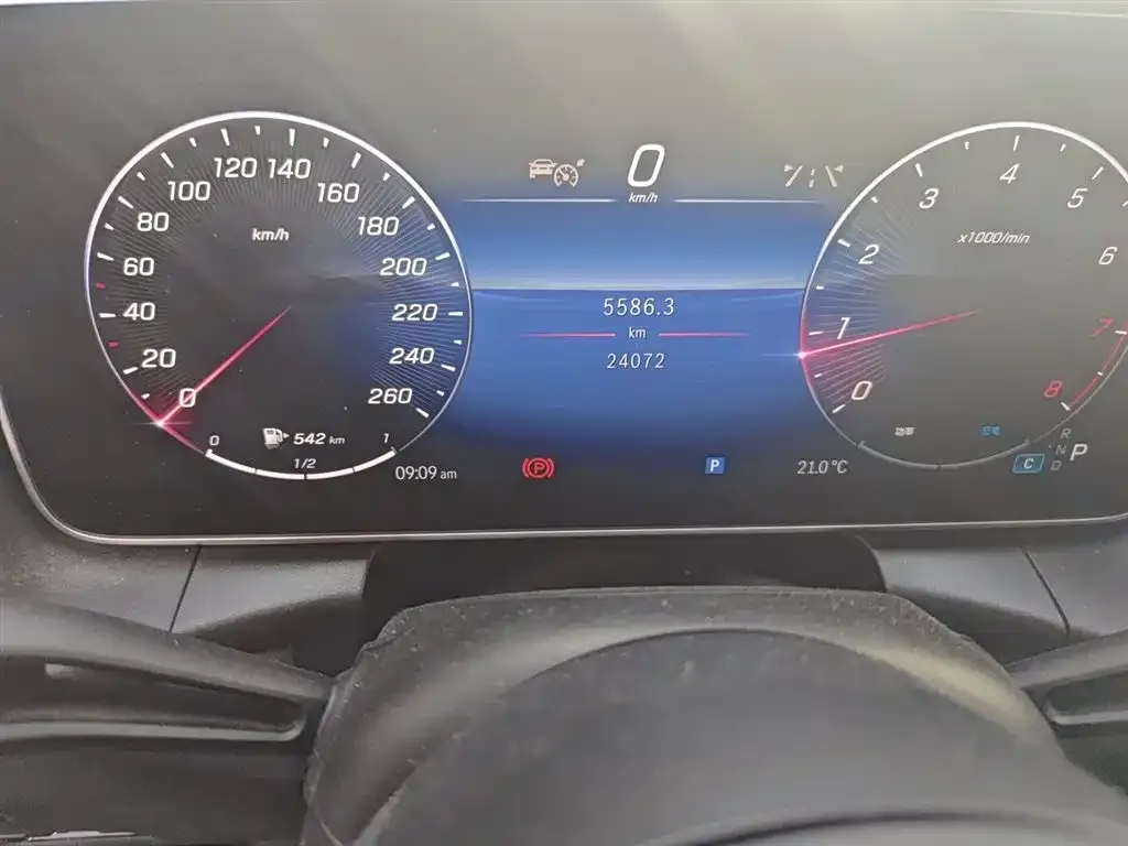 Mercedes-Benz GLC 2024 из CN, фото 4