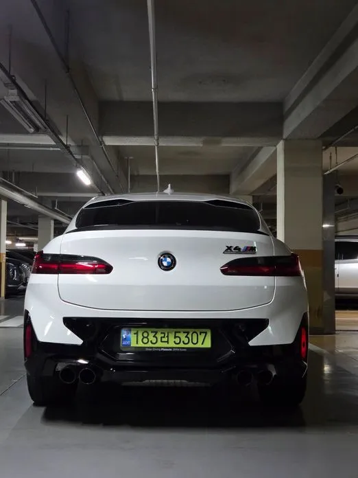 BMW X4M 2024 из KR, фото 2