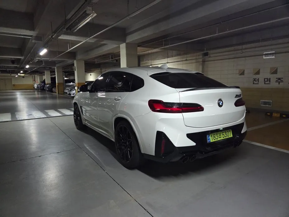 BMW X4M 2024 из KR, фото 6