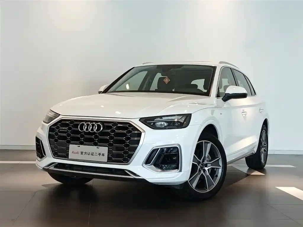 Audi Q5L 2022 из CN, фото 1