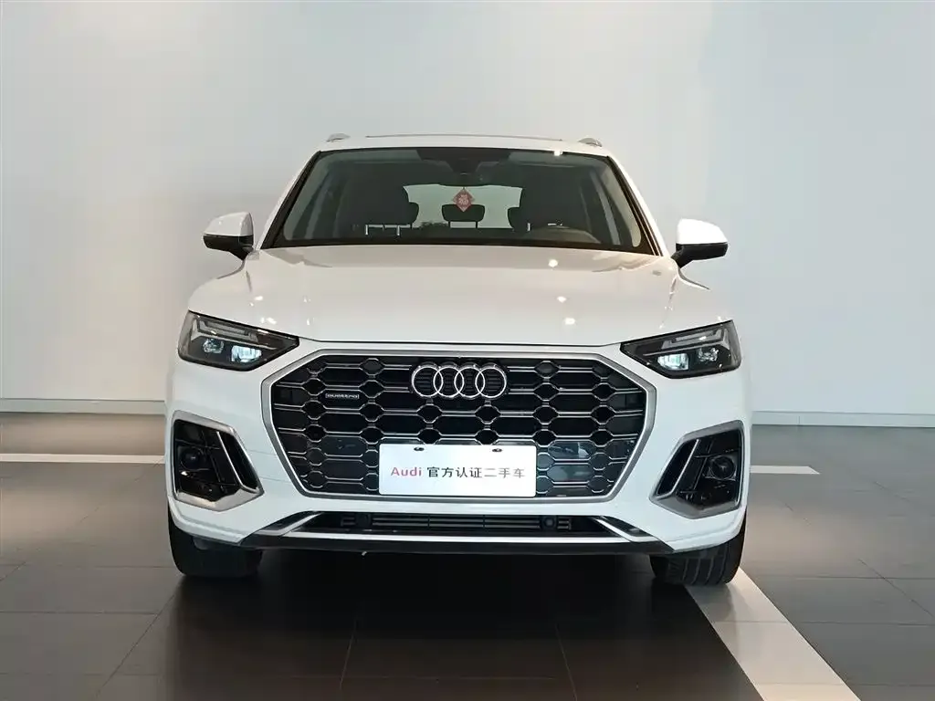 Audi Q5L 2022 из CN, фото 2