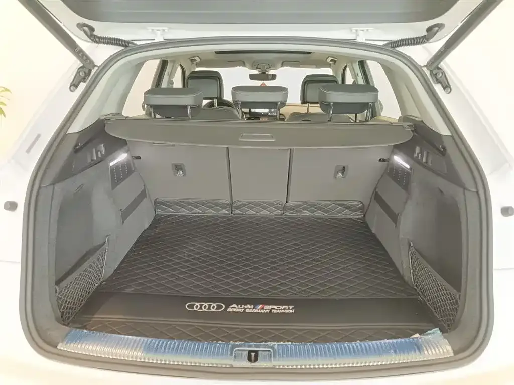 Audi Q5L 2022 из CN, фото 7