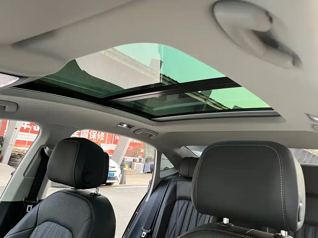 Volkswagen Passat 2022 из CN, фото 7