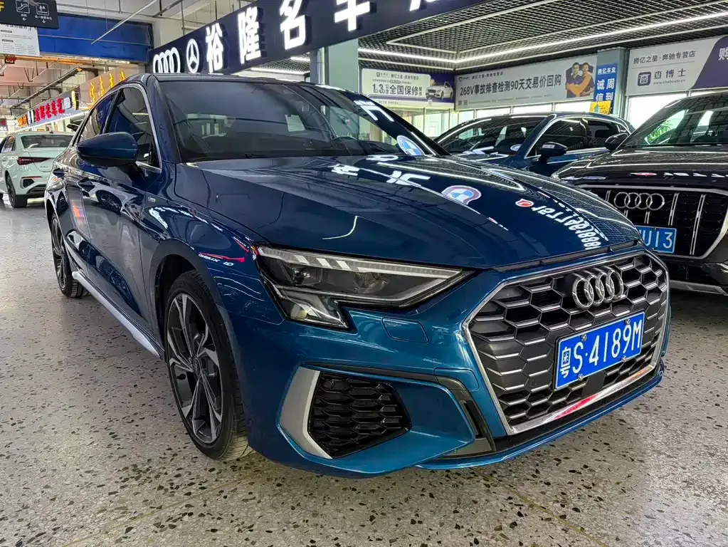 Audi A3 2023 из CN, фото 10
