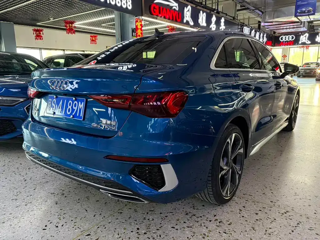 Audi A3 2023 из CN, фото 9