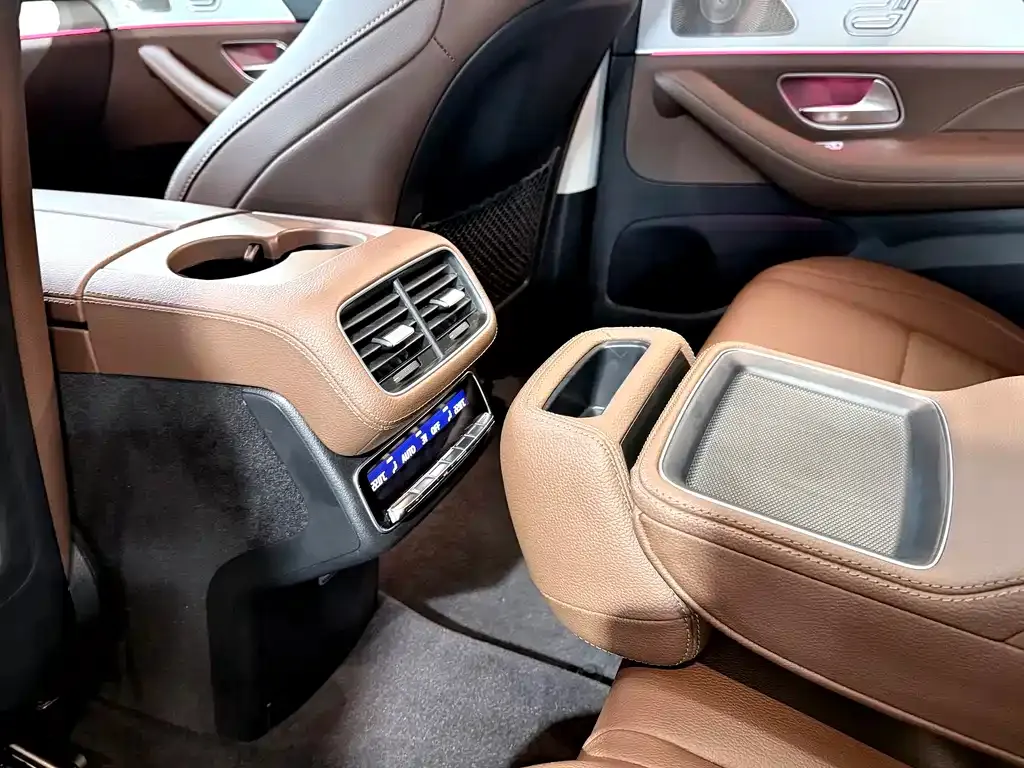 Mercedes-Benz GLE 2024 из CN, фото 2