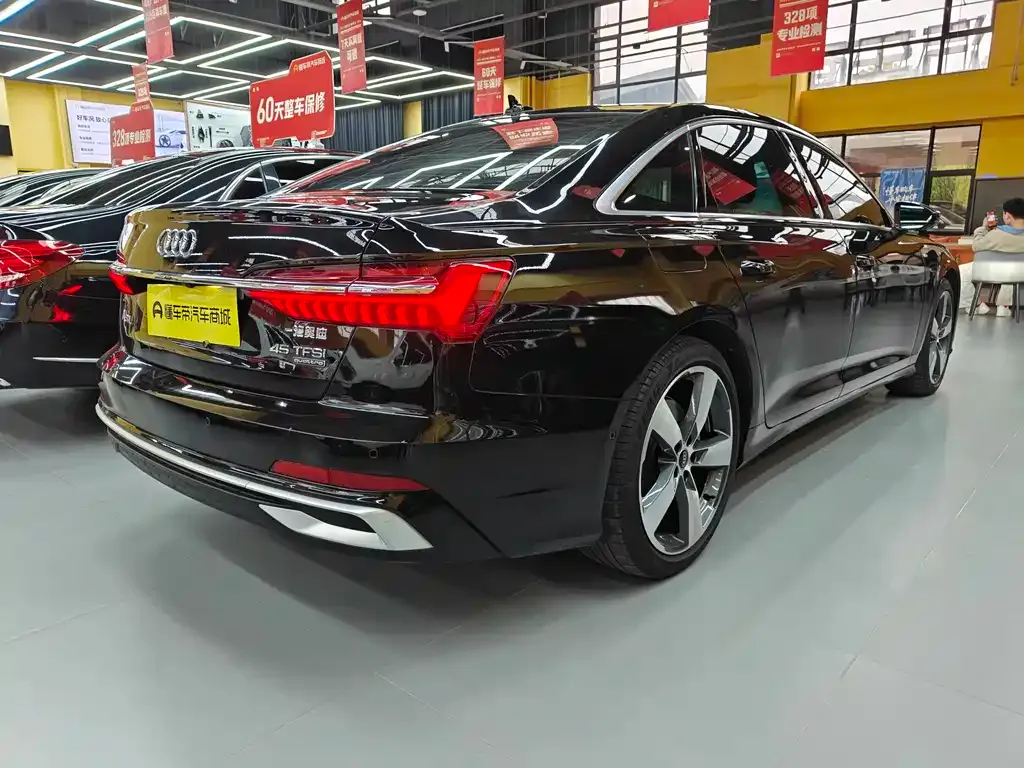 Audi A6L 2023 из CN, фото 10