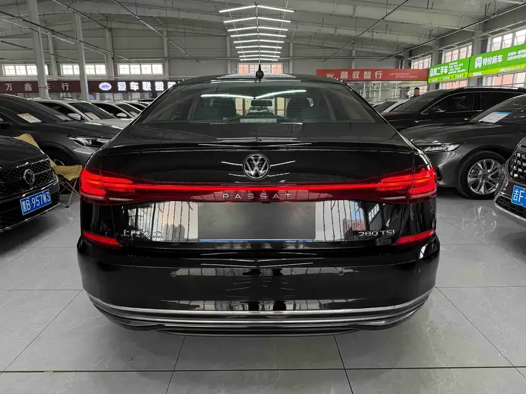 Volkswagen Passat 2022 из CN, фото 7