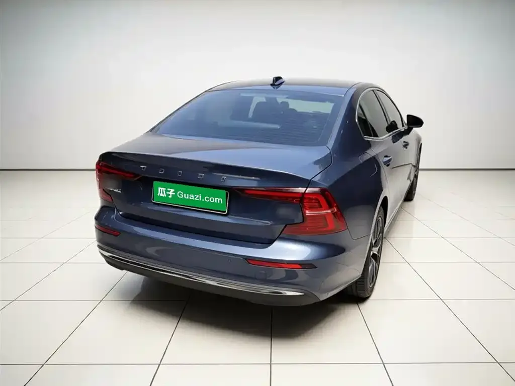 Volvo S60 2025 из CN, фото 2