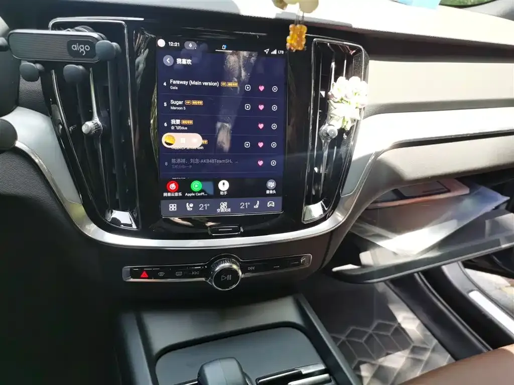 Volvo S60 2025 из CN, фото 5