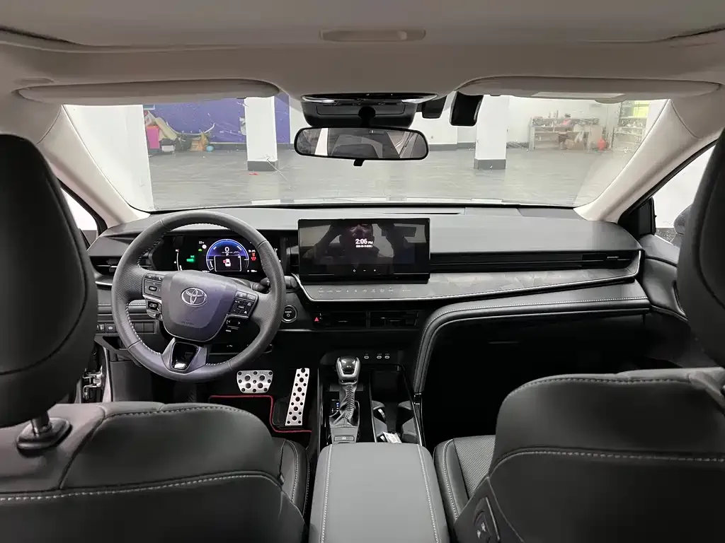 Toyota Camry 2026 из CN, фото 2