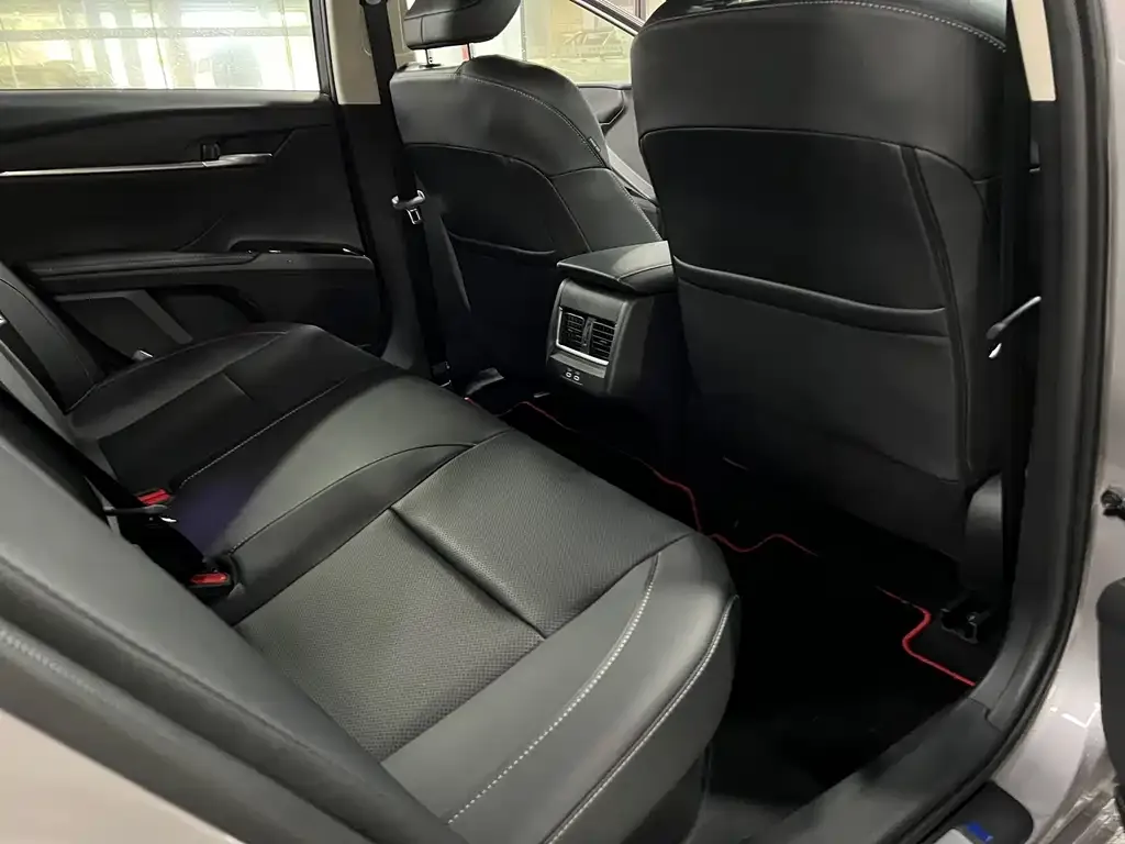 Toyota Camry 2026 из CN, фото 3