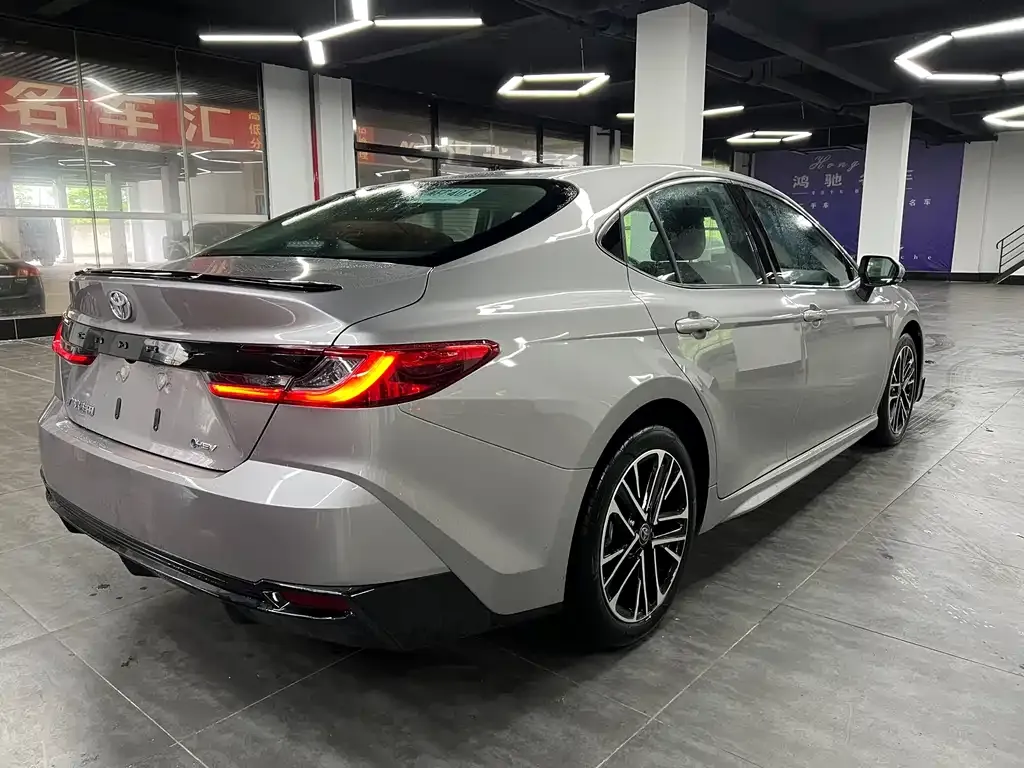 Toyota Camry 2026 из CN, фото 4