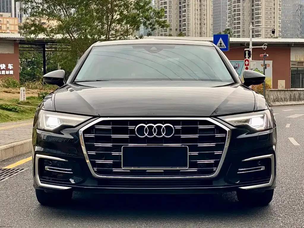 Audi A6L 2024 из CN, фото 4
